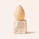 <p><strong>1x – Beauty Blender</strong></p>